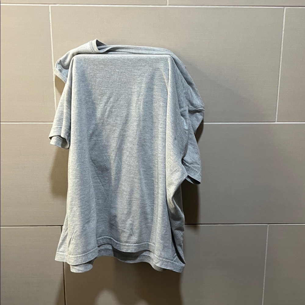 Adidas Gray T-Shirt - Picture 10 of 11